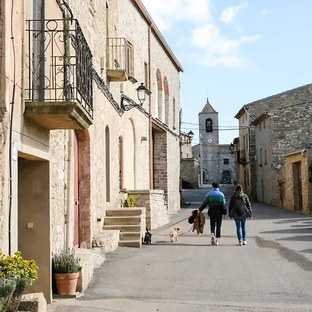 Casa Comalats Montoliu de Segarra