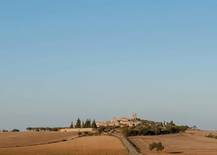 Casa Comalats Montoliu de Segarra